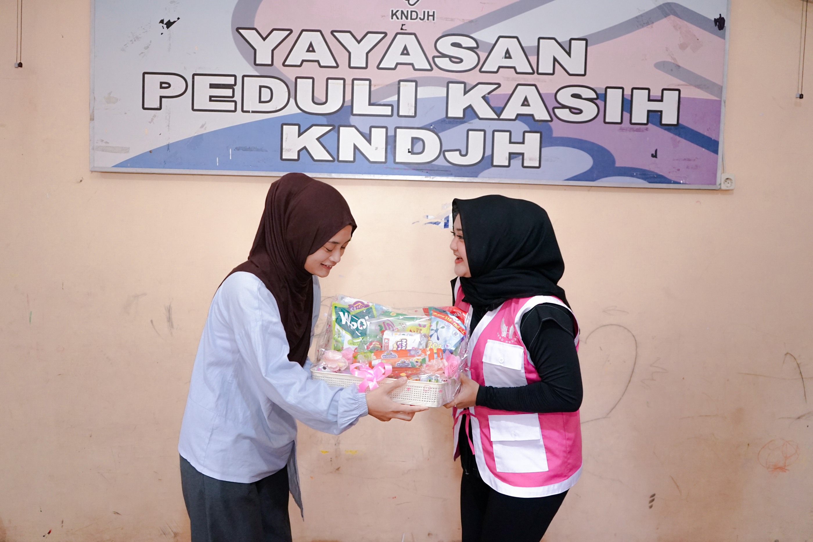 HeroHuman Goes To Panti Bayi